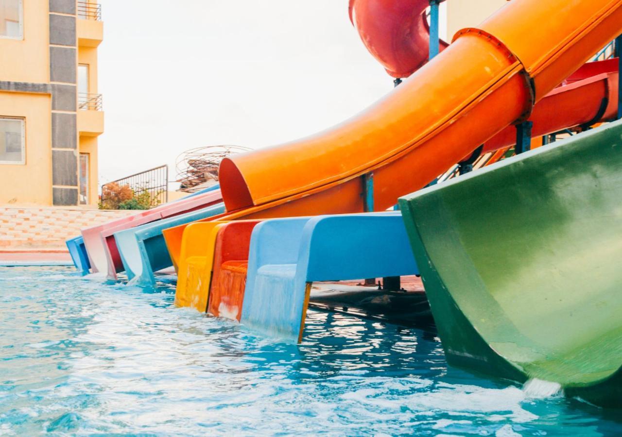 Retal View North Coast Aqua Park 4* العلمين